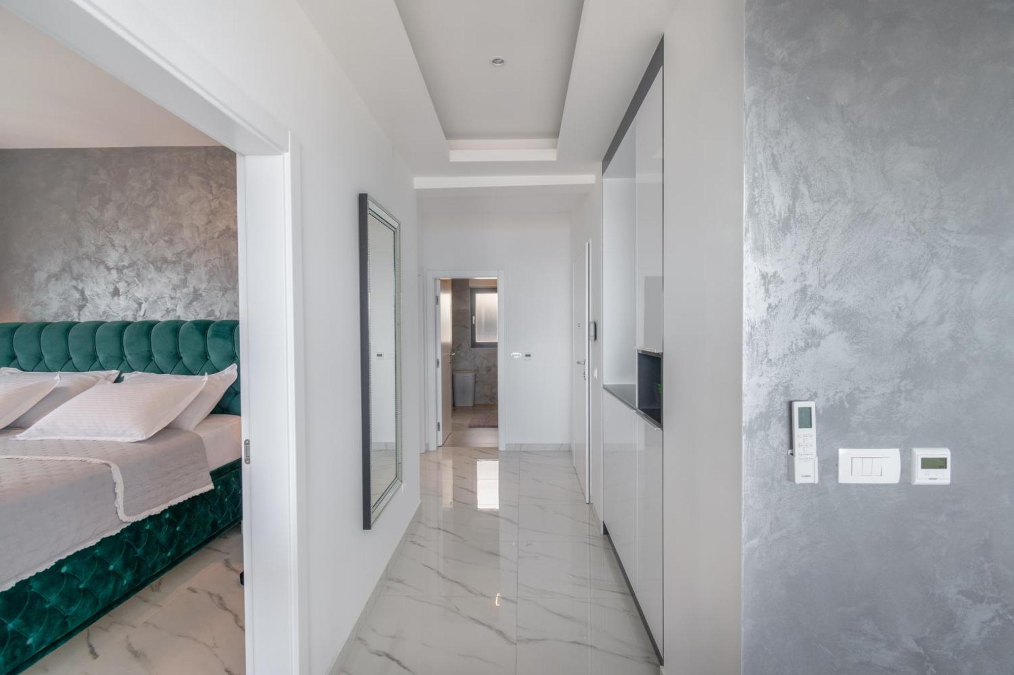 Apartamento Lux Penthouse Panoramic View With Jacuzzi Makarska Exterior foto