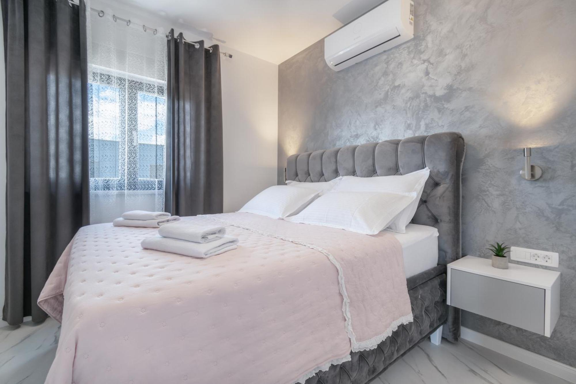 Apartamento Lux Penthouse Panoramic View With Jacuzzi Makarska Exterior foto